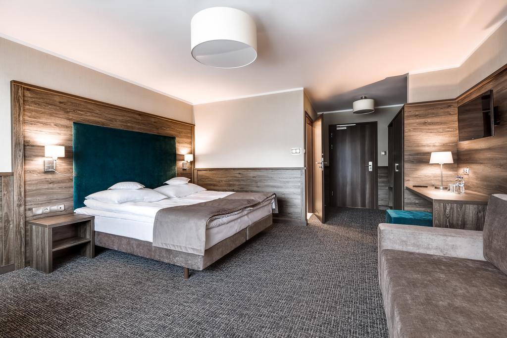 Hotel Konradowka Wellness & Spa - 300 Metrow Do Centrum Karpacz Phòng bức ảnh