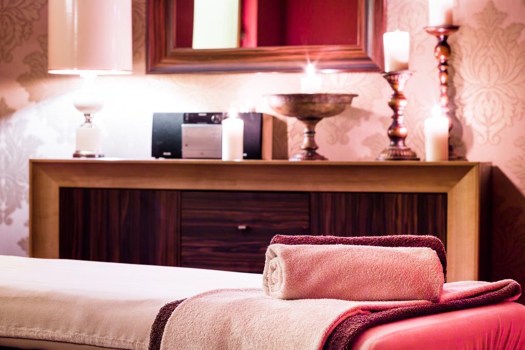 Hotel Konradowka Wellness & Spa - 300 Metrow Do Centrum Karpacz Ngoại thất bức ảnh