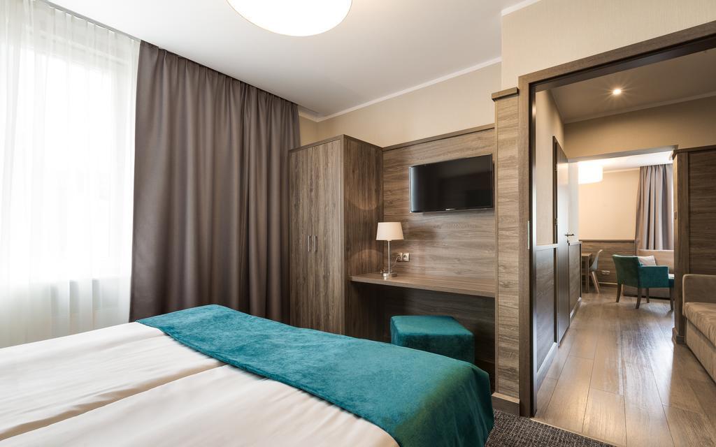Hotel Konradowka Wellness & Spa - 300 Metrow Do Centrum Karpacz Ngoại thất bức ảnh